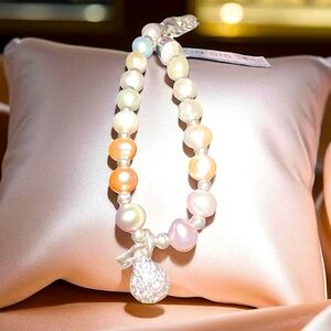 Freshwater Pearl on 925 Silver Bracelet with Pineapple Charm